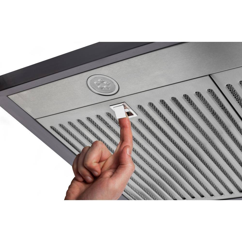 Vissani 30 in. 370 CFM Under Cabinet Range Hood with LED Bulbs, Black Stainless Steel E8803