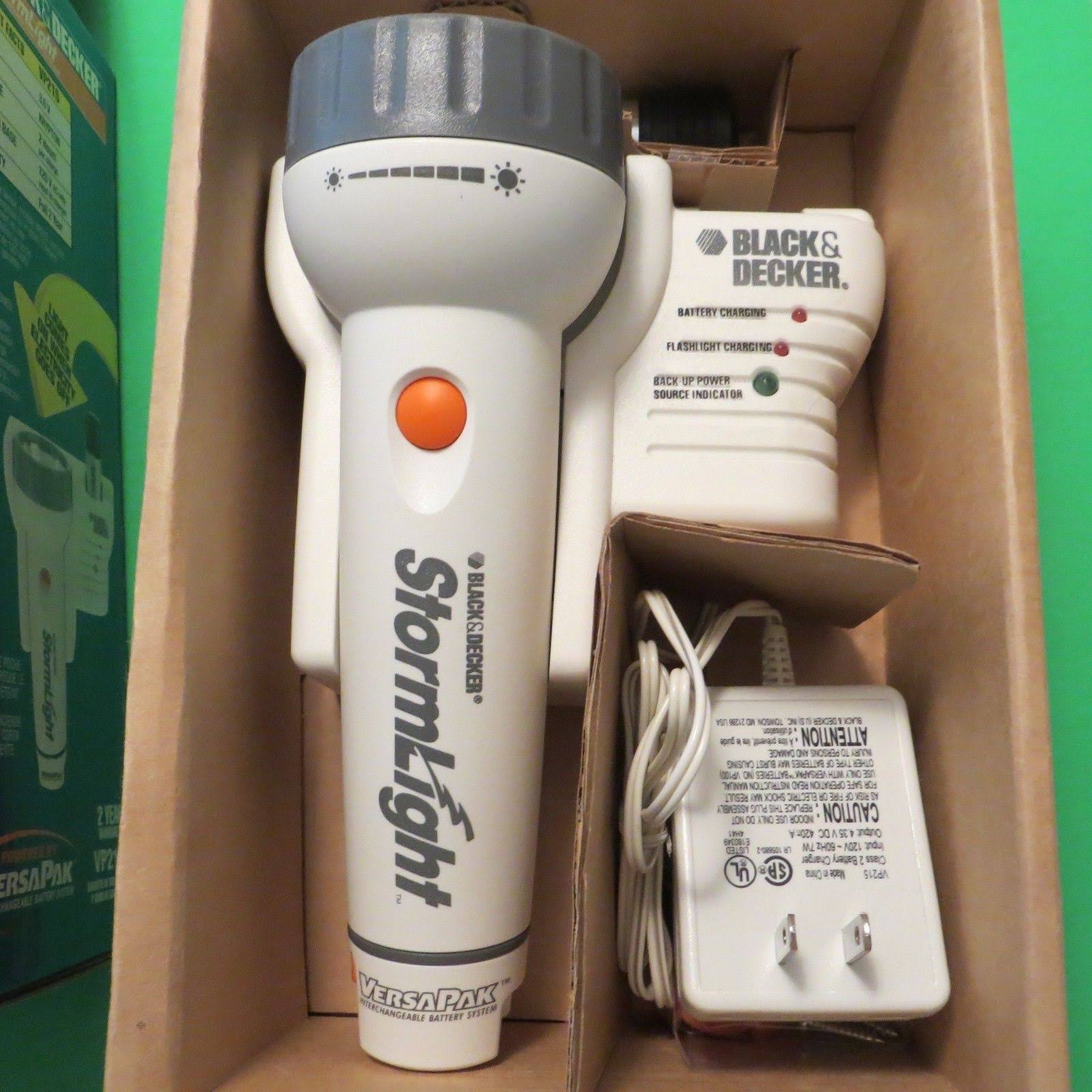 Black & Decker Stormlight Versapak VP215 3.6V Emergency Flashlight T293