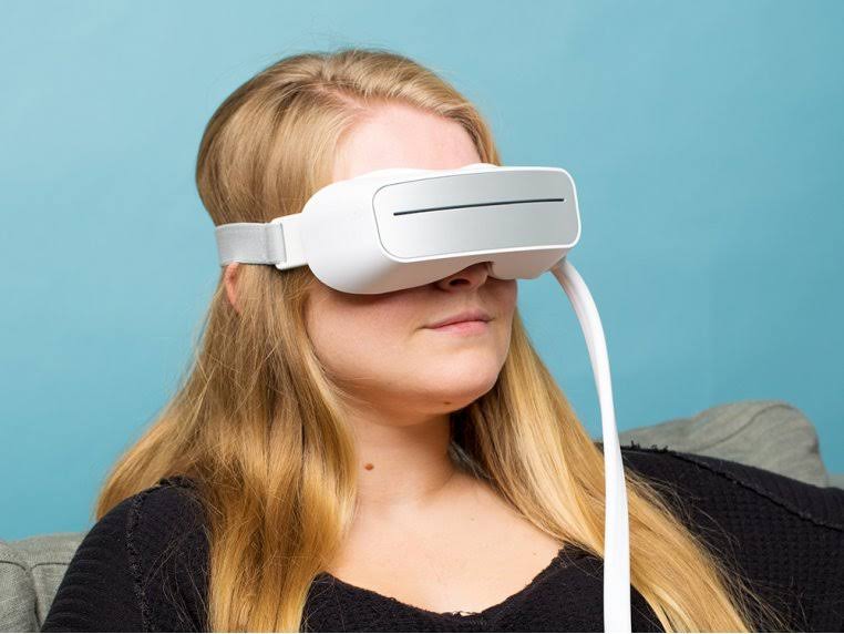 Aurai Cooling and Heated Water-Propelled Eye Massager C483712