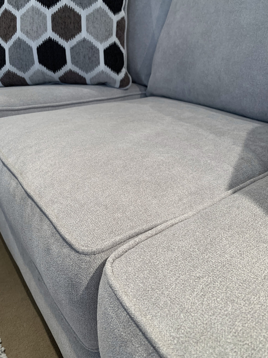 Roundhill Furniture Camero Fabric Pillow-back Sofa, Silver S786