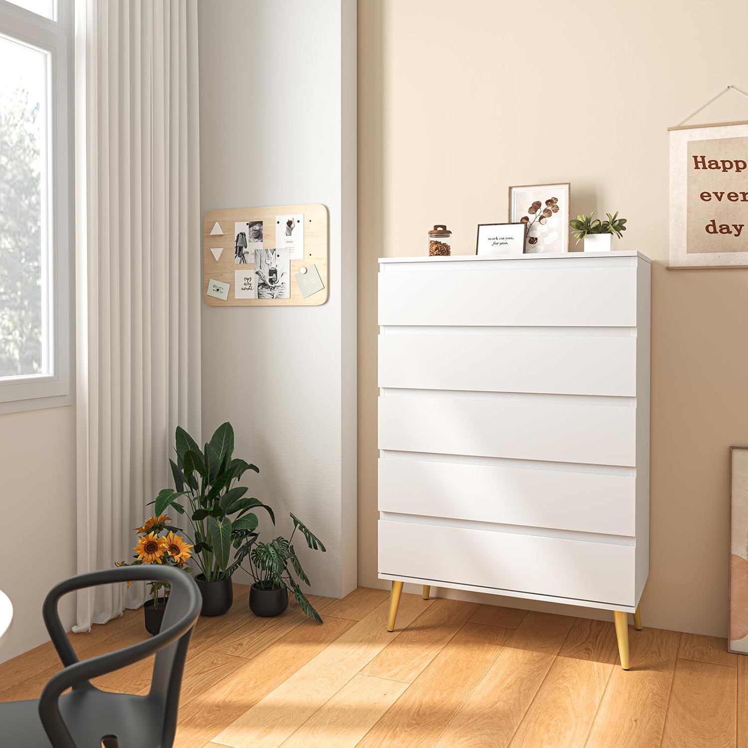 5 Drawers Dresser for Bedroom with Metal Rails L629