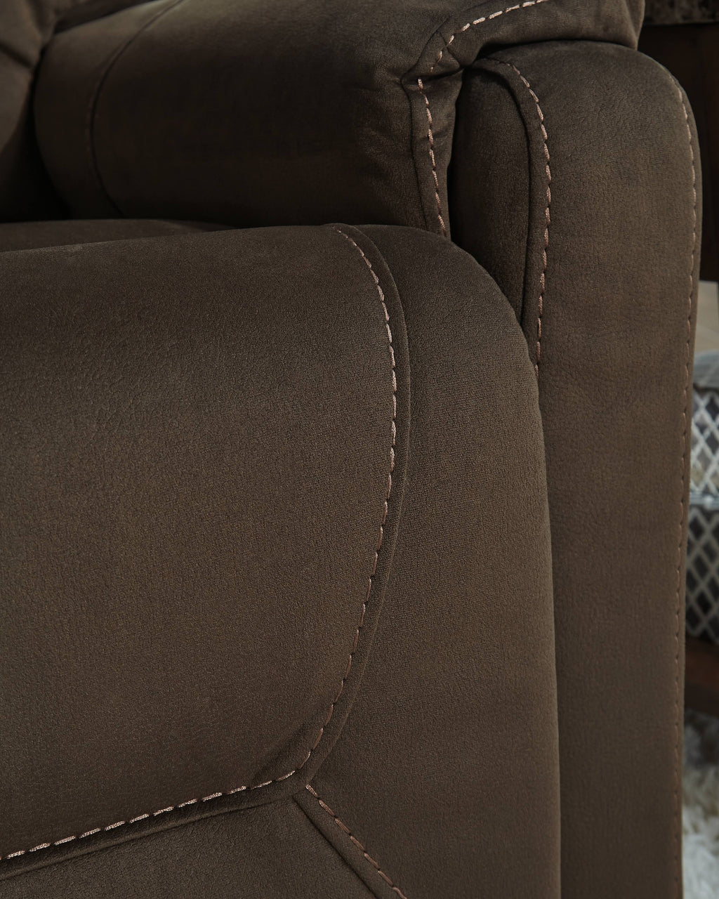 Ashley Samir Power Lift Recliner C173583
