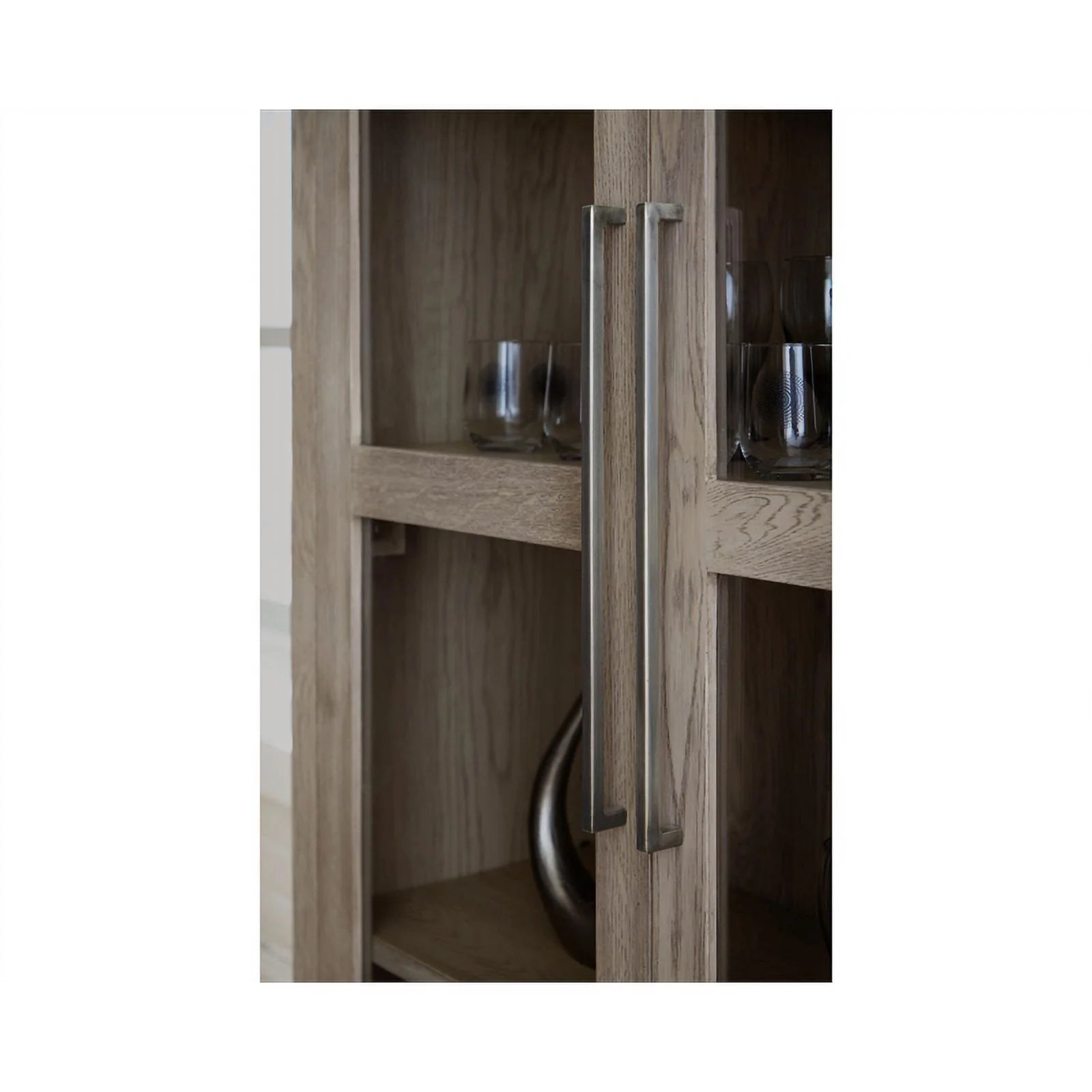 Ashley Furniture Dalenville 2-Door Wood Accent Cabinet, Antiqued Light Gray O6624