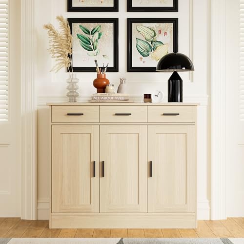 Oak Buffet Cabinet with 3 Drawers and 3 Doors B4554