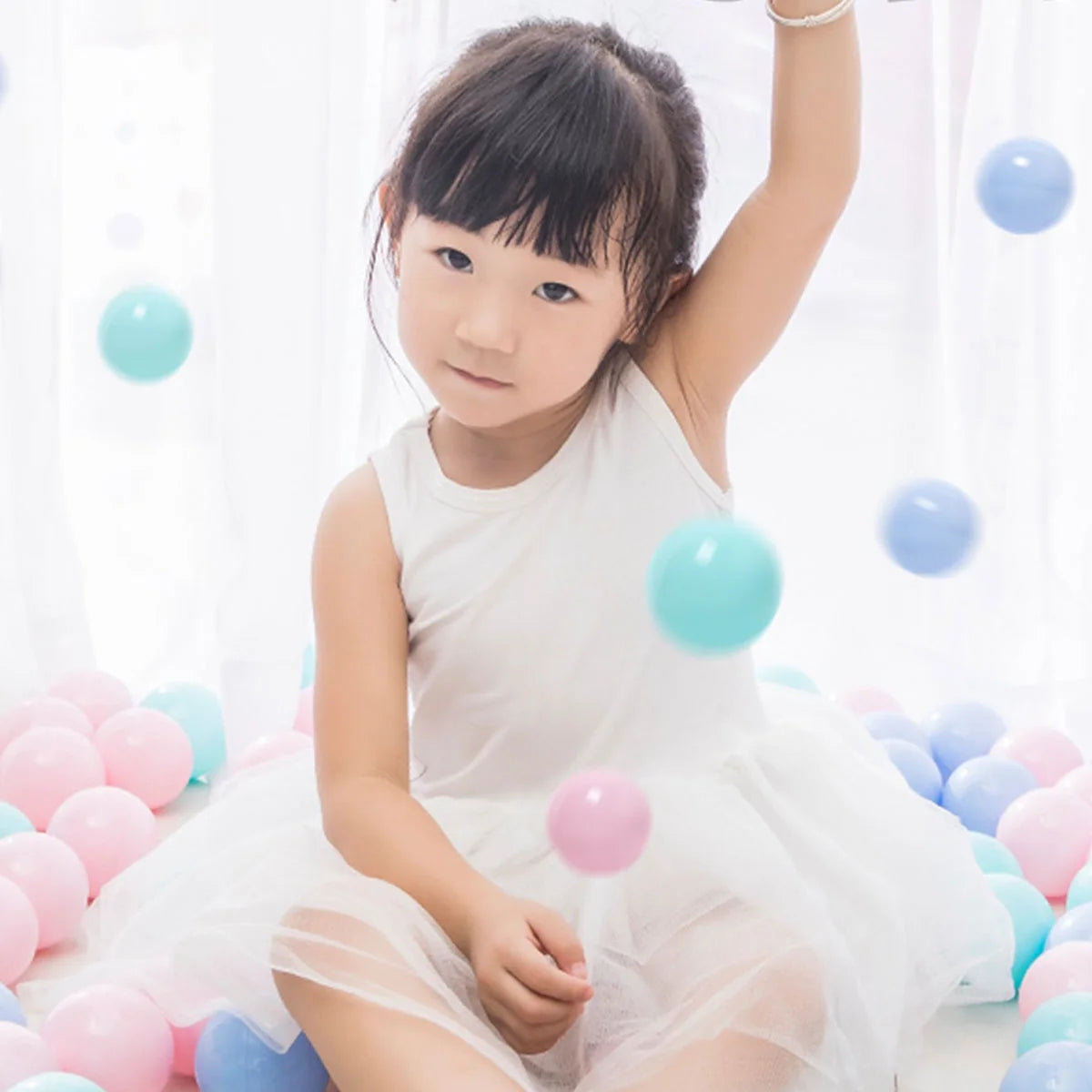 100pcs 5.5cm Crush Proof Plastic Ocean Balls for Kids with Mesh Bag U736