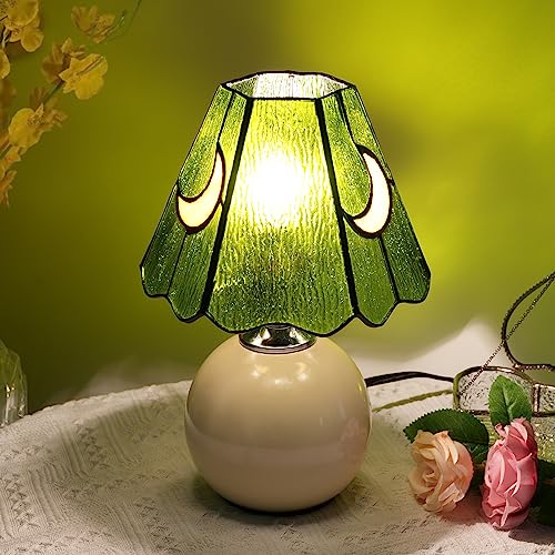 Mushroom Stained Glass Table Lamp with E26 Bulb D666780